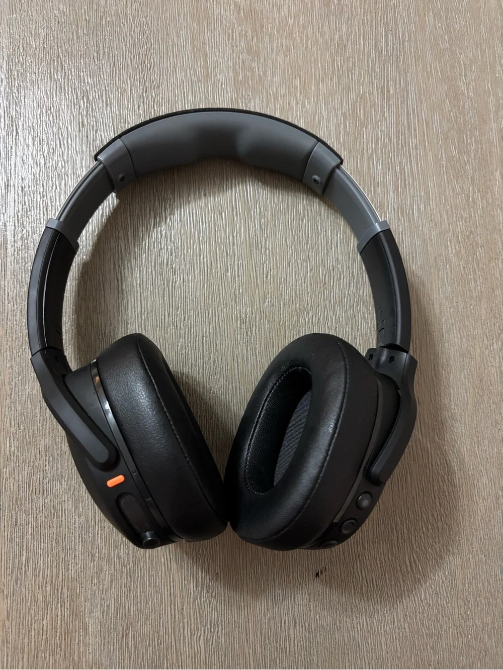 Skullcandy over the ear headphones